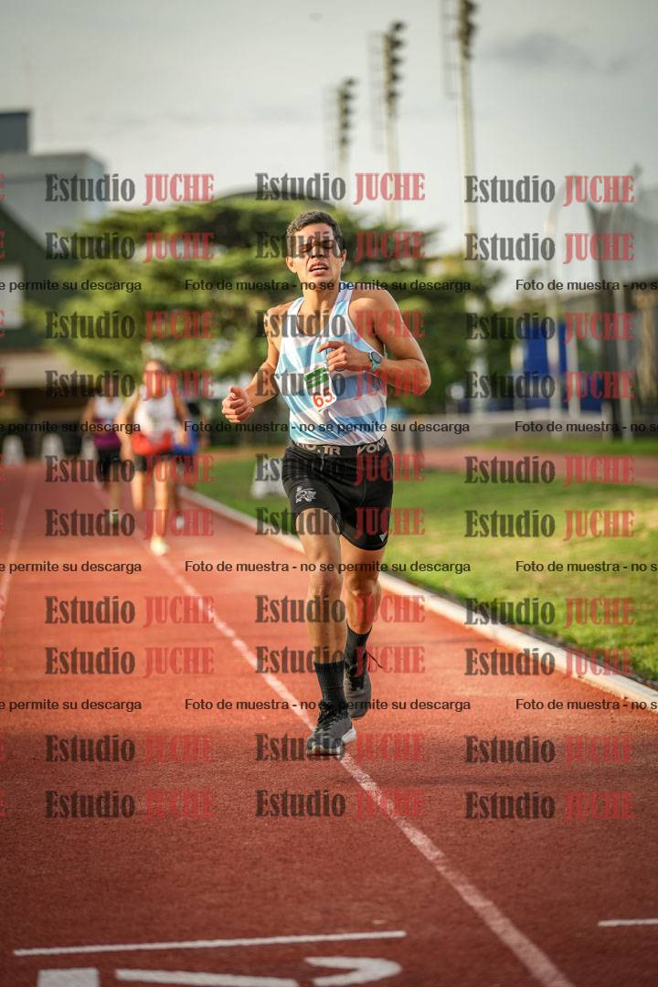 Fotos de los 3000 m llanos de varones