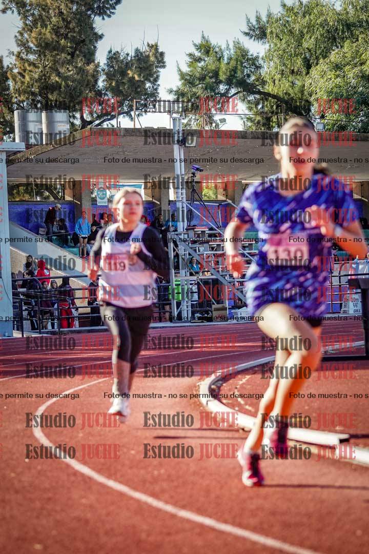 Fotos de los 600 m de mujeres
