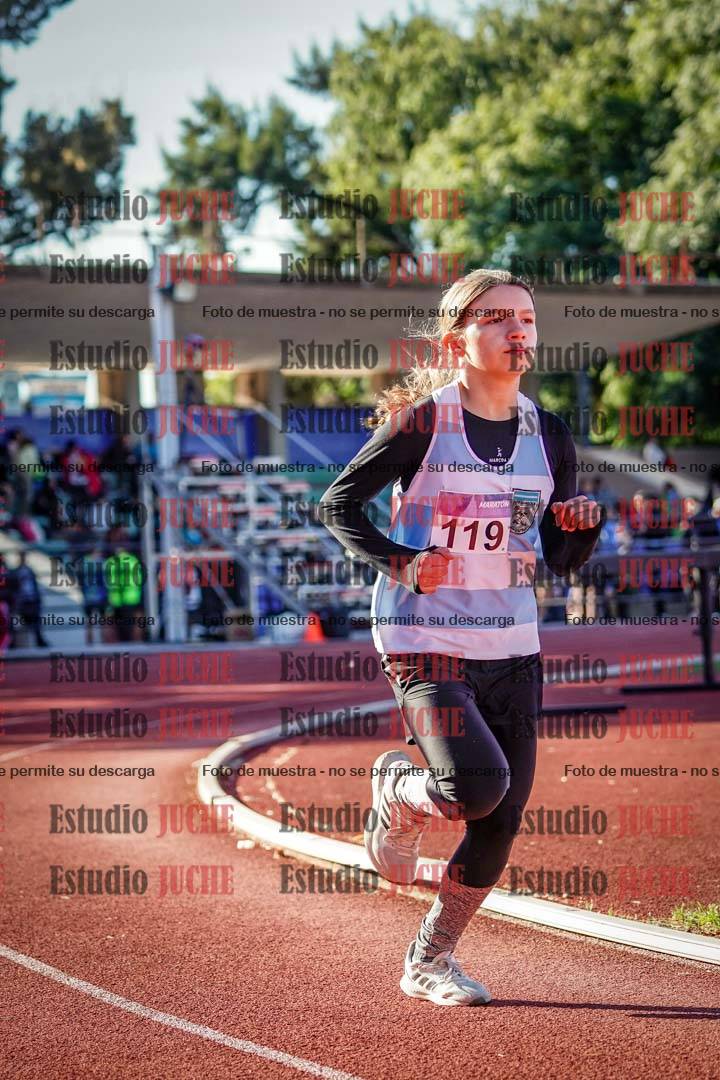 Fotos de los 600 m de mujeres