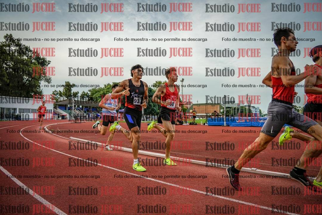 Fotos de los 1500 m llanos de varones