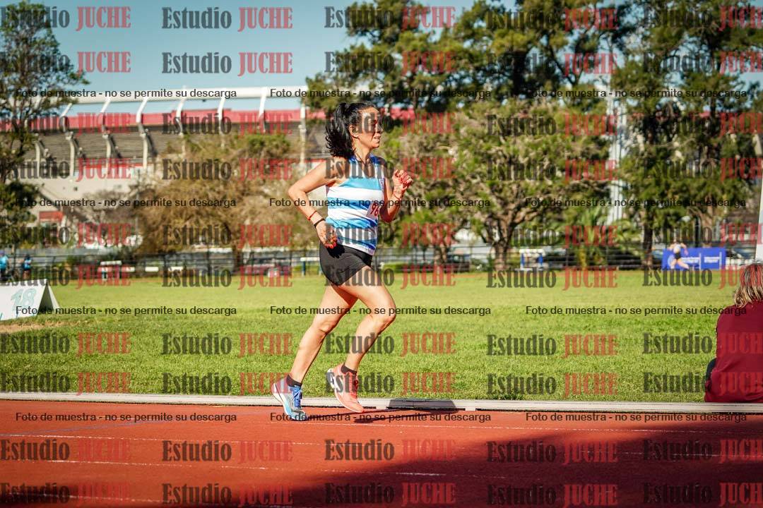 Fotos de los 5000 m llanos de mujeres y varones