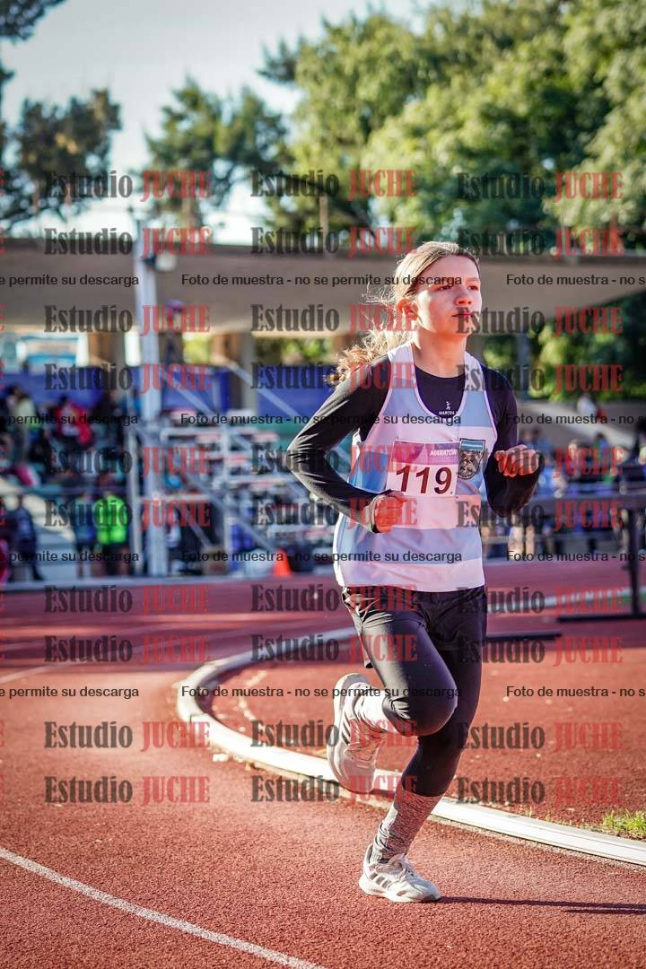 Fotos de los 600 m de mujeres
