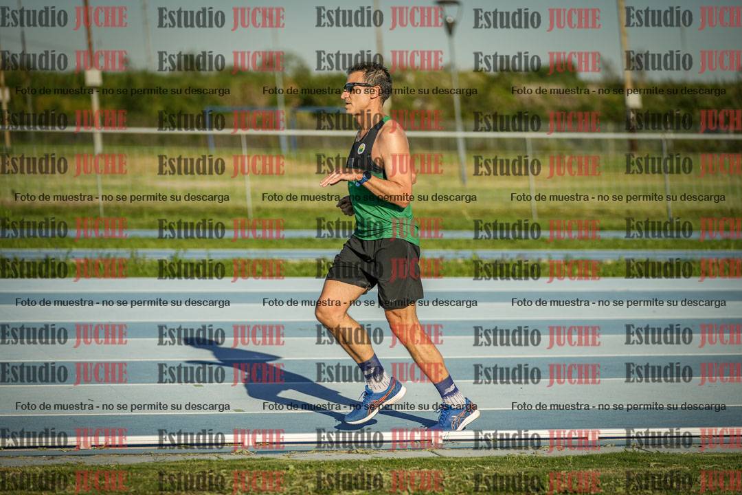 Fotos de los 3000 m llanos de varones
