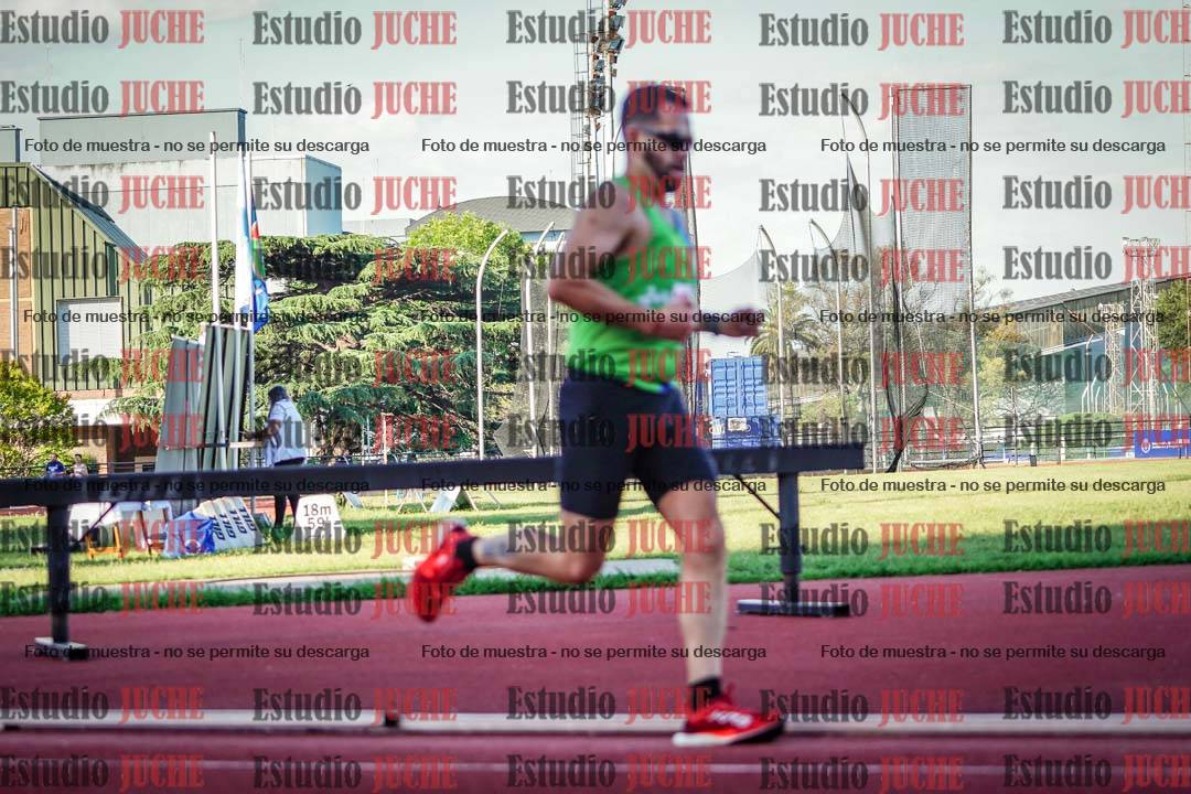 Fotos de los 3000 m llanos de varones