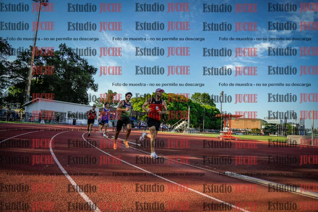 Fotos de los 1500 m llanos de varones