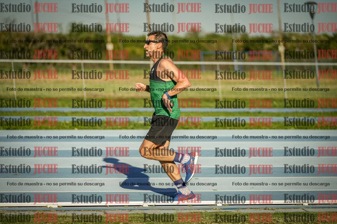 Fotos de los 3000 m llanos de varones
