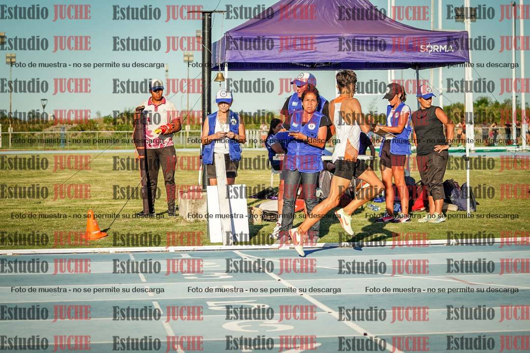 Fotos de los 1500 m llanos de varones