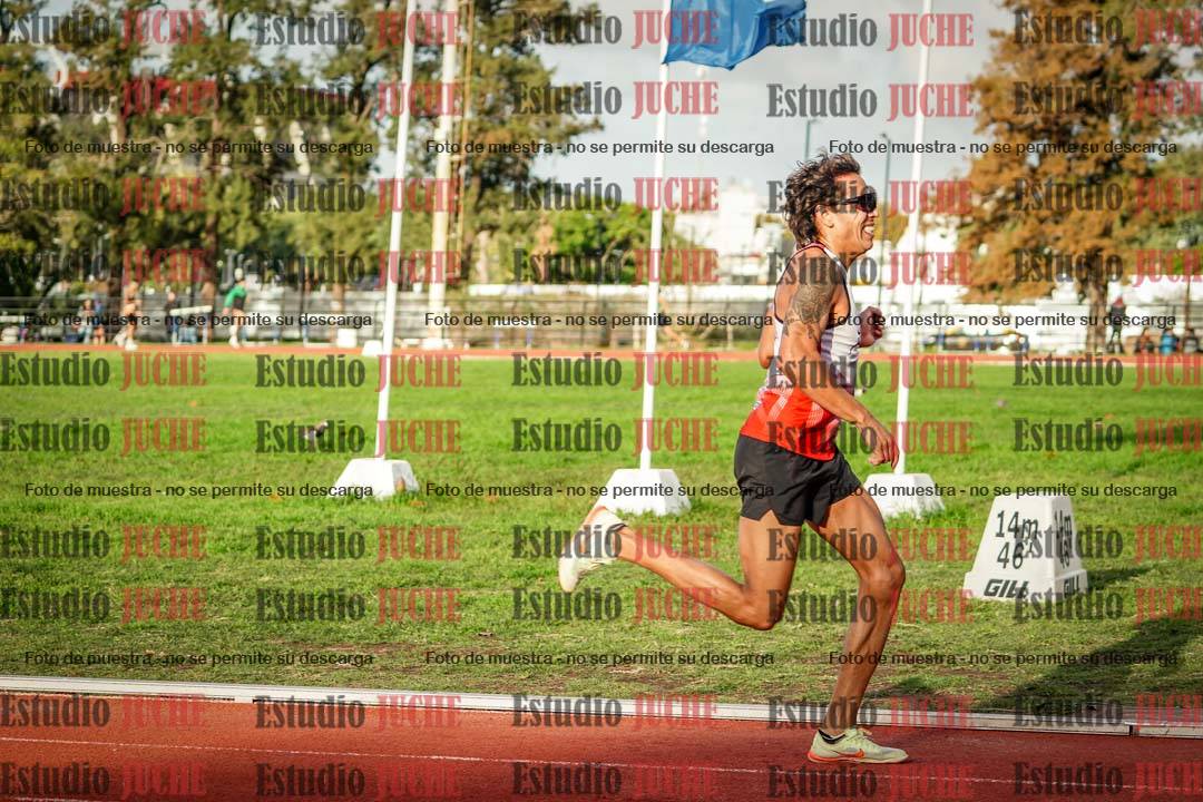 Fotos de los 3000 m llanos de varones
