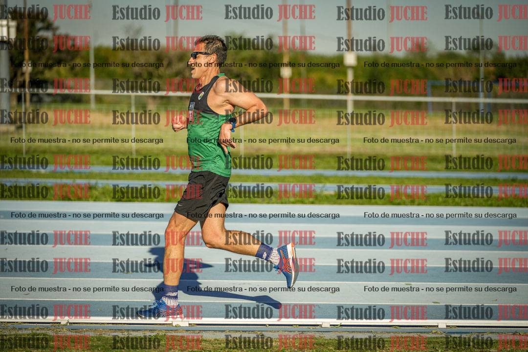 Fotos de los 3000 m llanos de varones