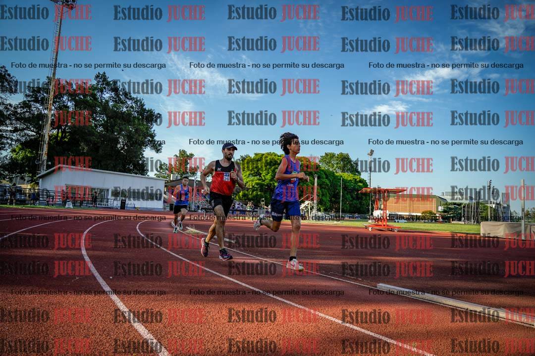 Fotos de los 1500 m llanos de varones