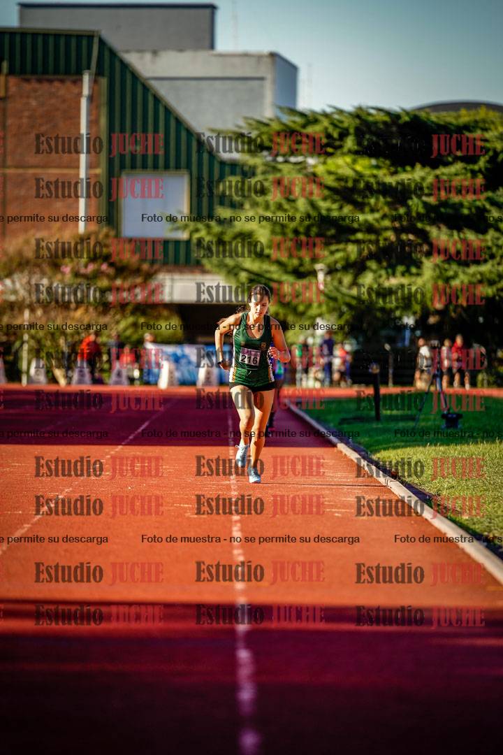 Fotos de los 600 m de mujeres