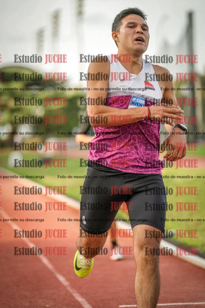 Fotos de los 3000 m llanos de varones
