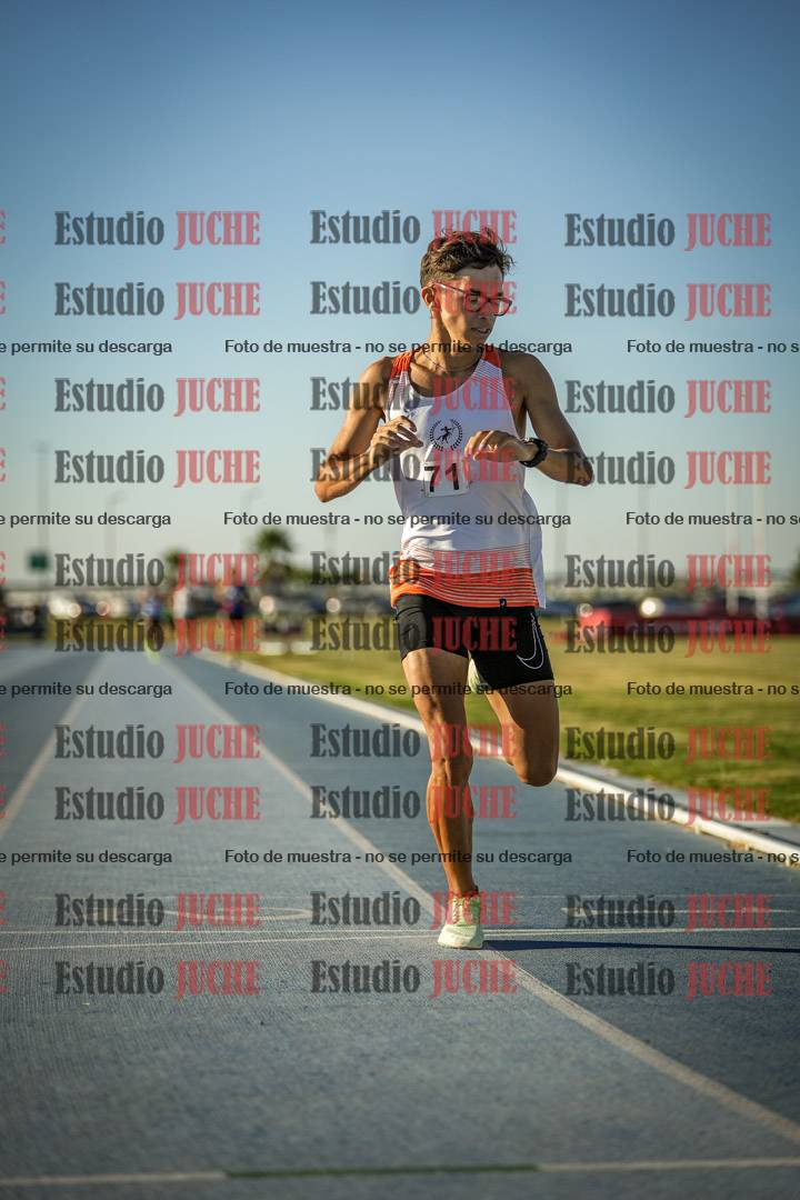 Fotos de los 1500 m llanos de varones