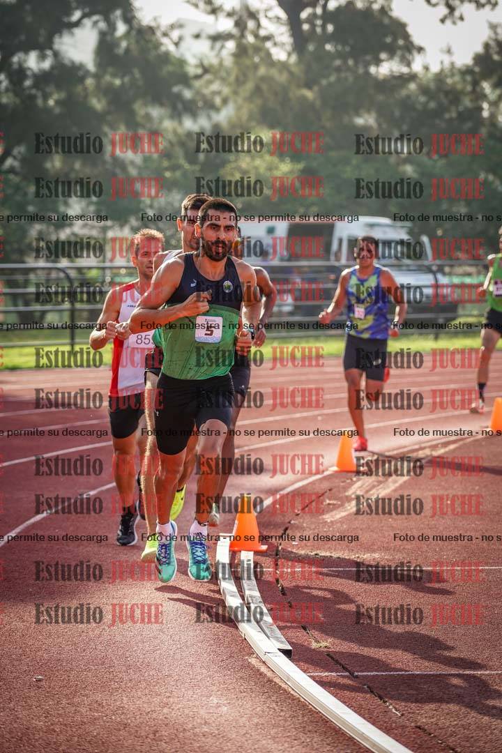 Fotos de los 3000 m llanos de varones