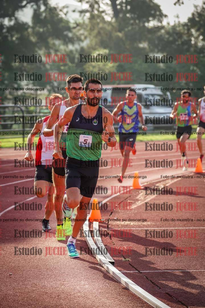 Fotos de los 3000 m llanos de varones