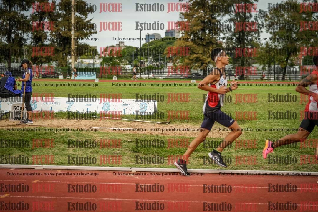 Fotos de los 3000 m llanos de varones