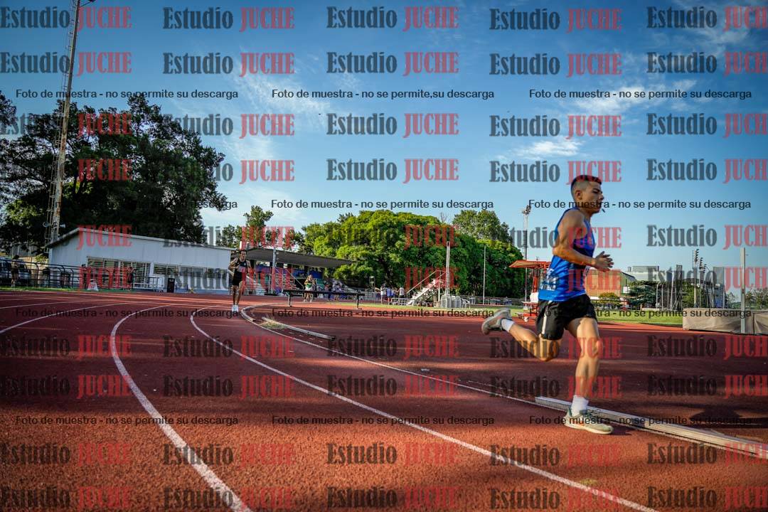 Fotos de los 1500 m llanos de varones