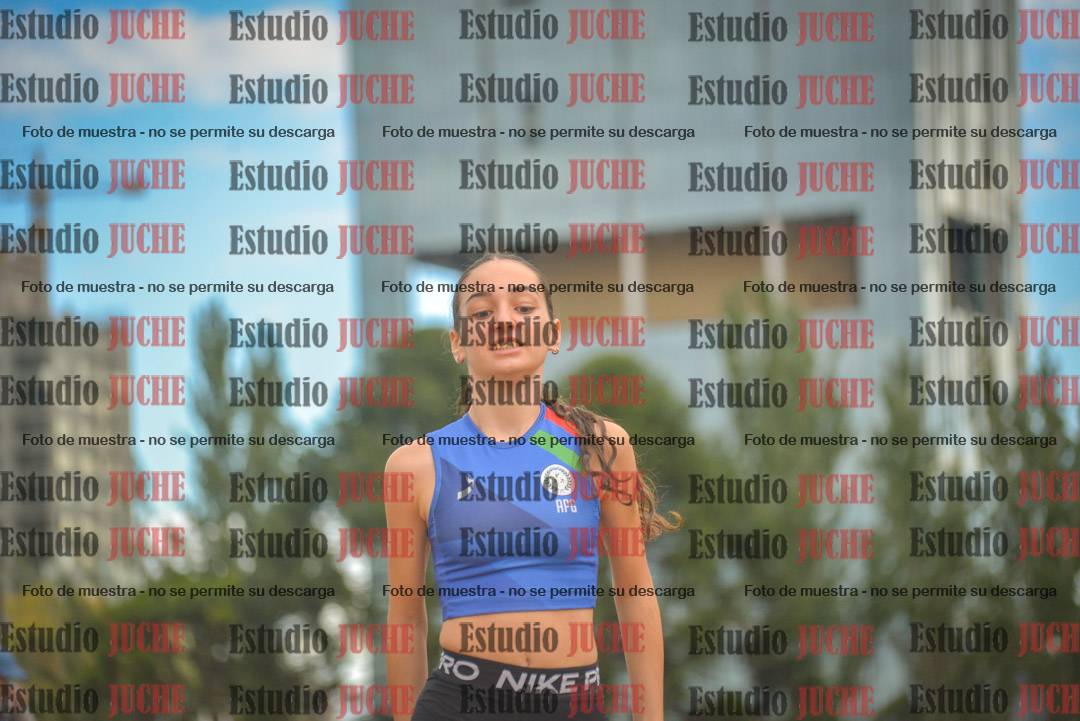 Fotos del salto en largo - mujeres U16