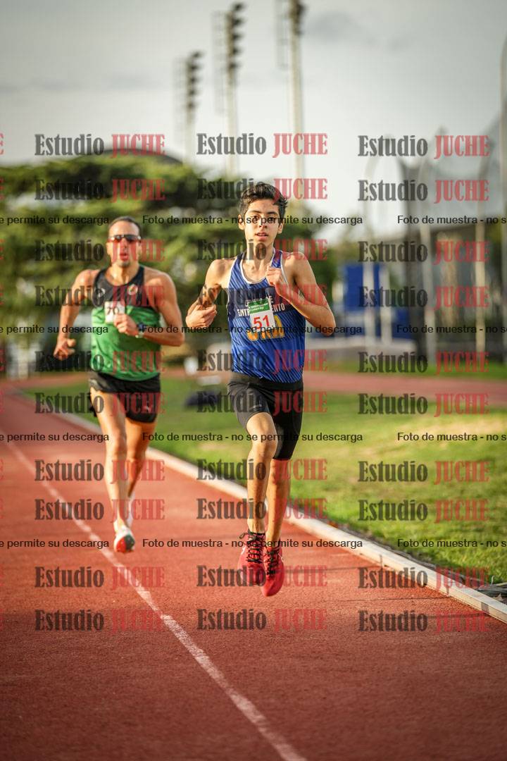 Fotos de los 3000 m llanos de varones