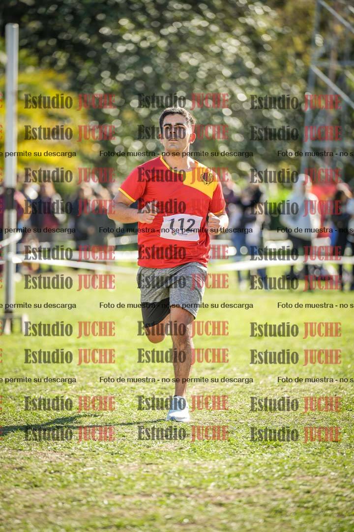Fotos de la llegada del cross de 8000 m
