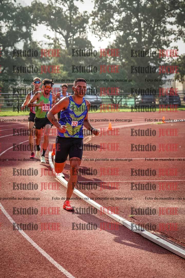 Fotos de los 3000 m llanos de varones