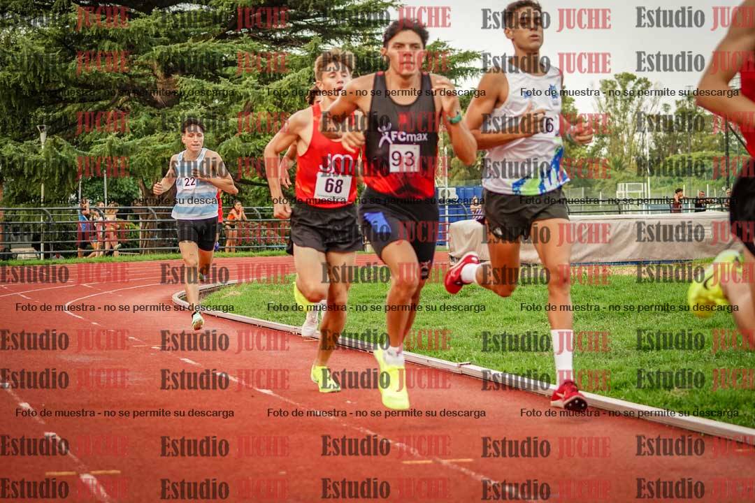 Fotos de los 1500 m llanos de varones