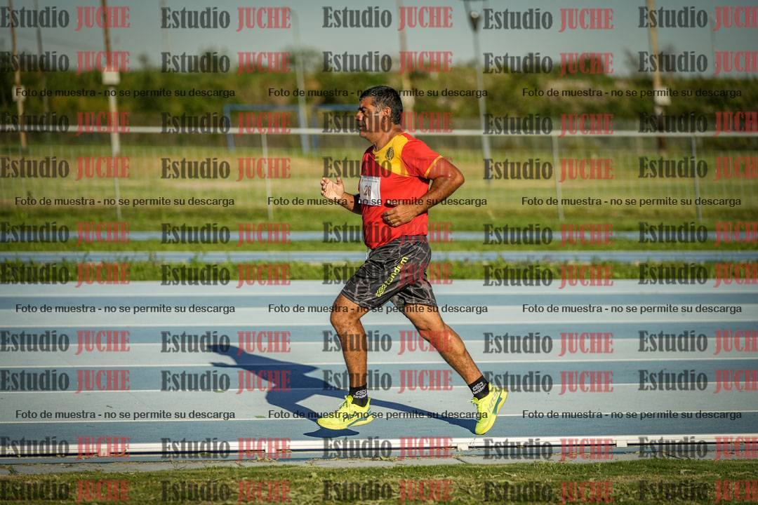 Fotos de los 3000 m llanos de varones