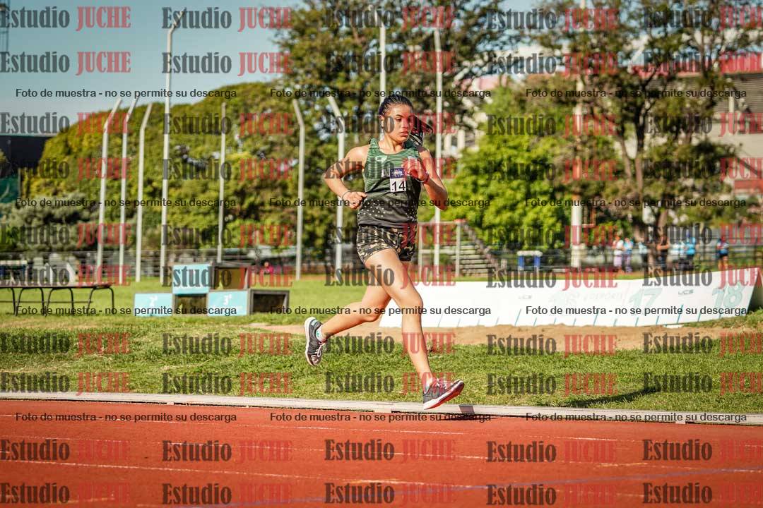 Fotos de los 5000 m llanos de mujeres y varones