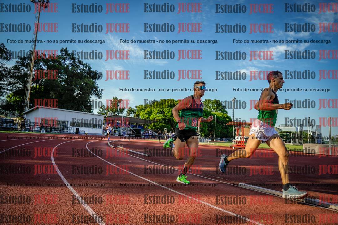 Fotos de los 1500 m llanos de varones