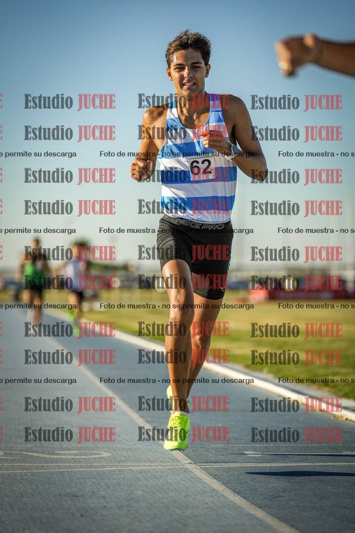 Fotos de los 1500 m llanos de varones