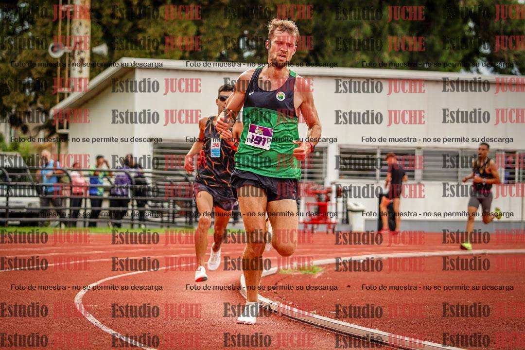Fotos de los 3000 m llanos de varones
