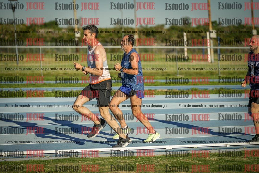 Fotos de los 3000 m llanos de varones