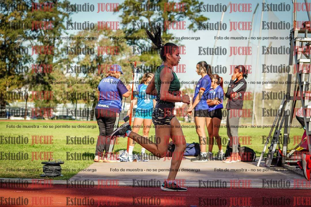 Fotos de los 5000 m llanos de mujeres y varones
