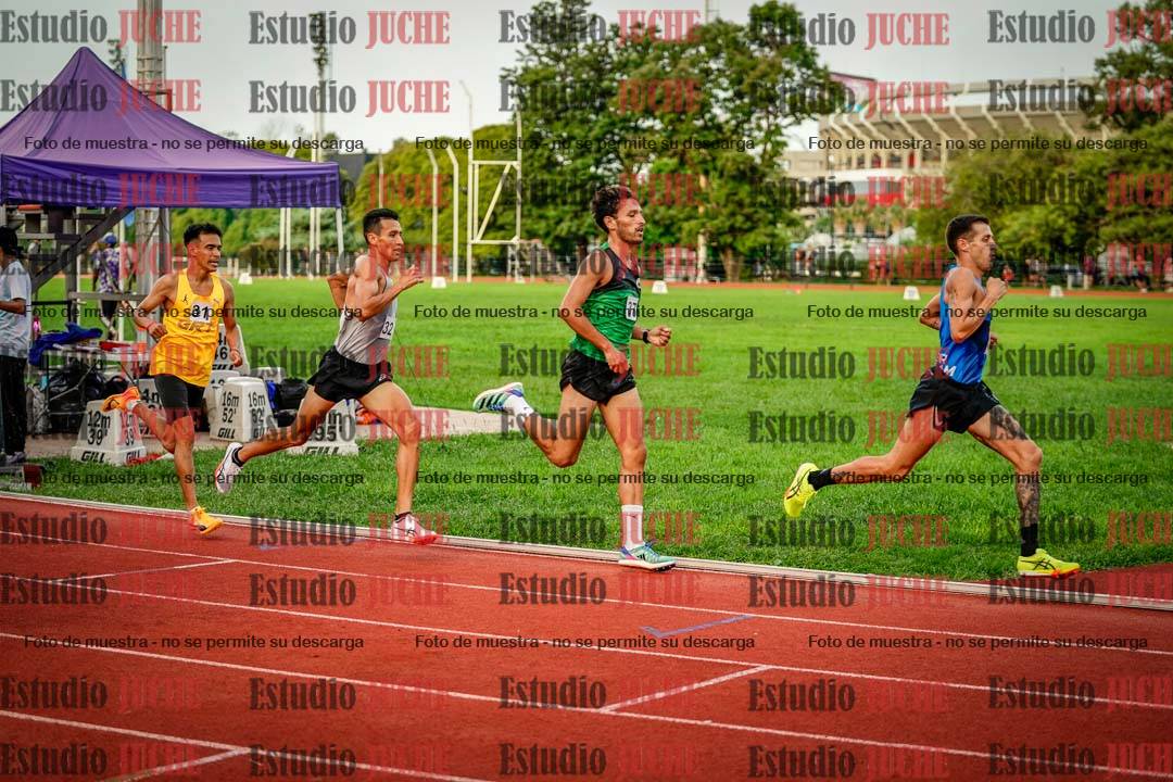 Fotos de los 1500 m llanos de varones