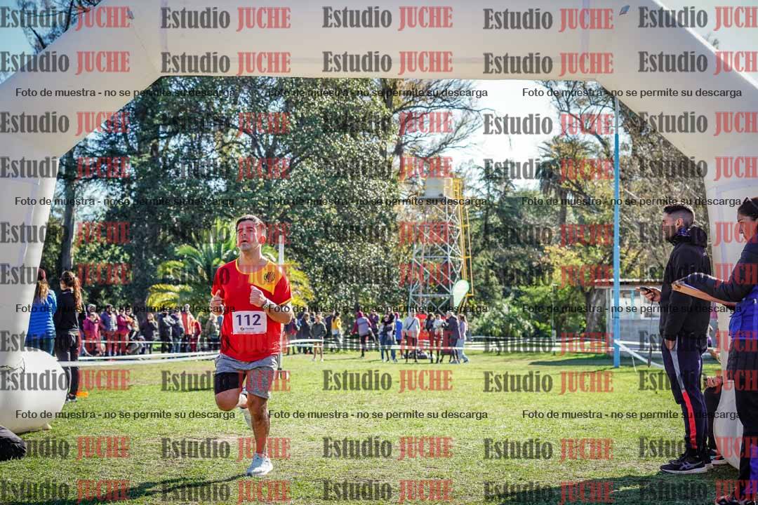 Fotos de la llegada del cross de 8000 m