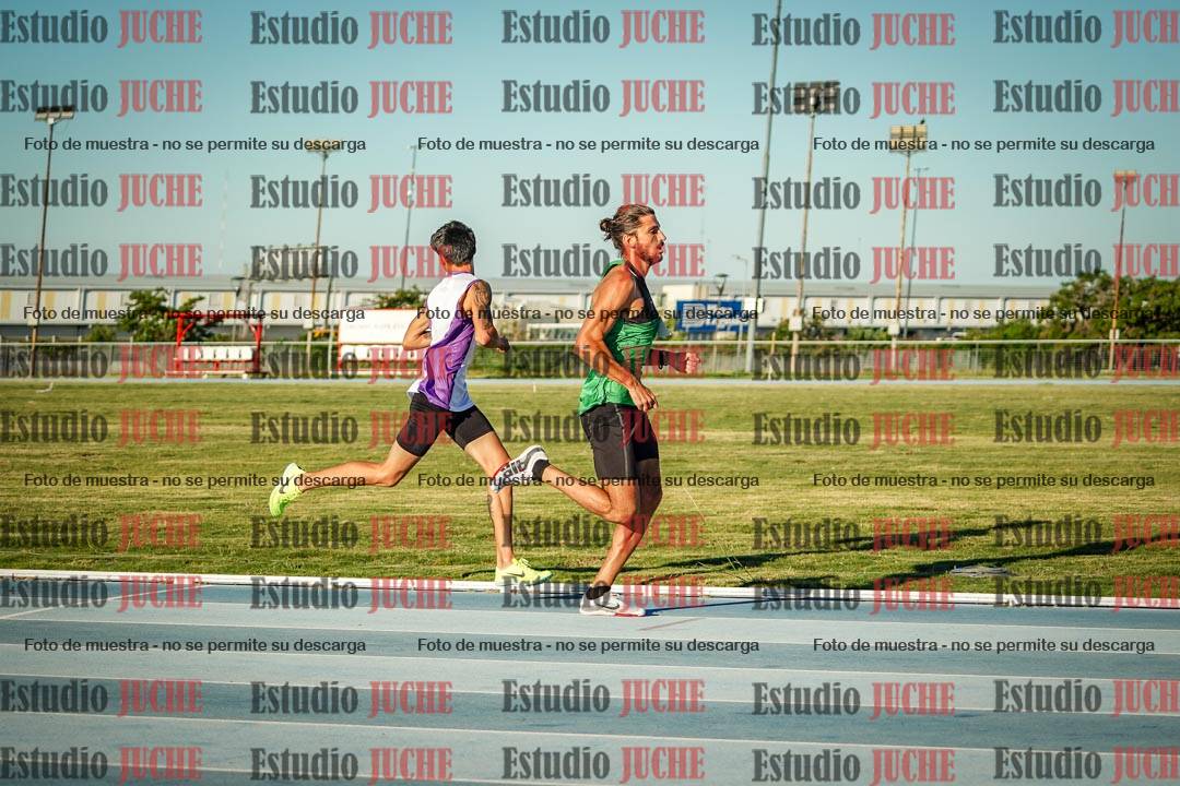 Fotos de los 1500 m llanos de varones