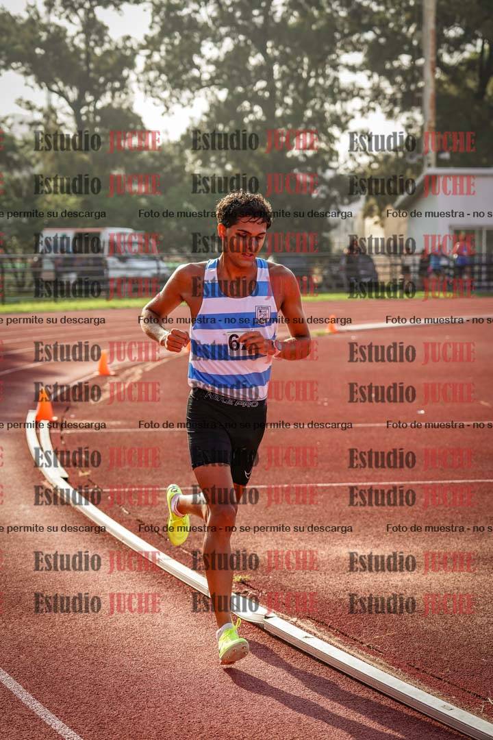 Fotos de los 3000 m llanos de varones