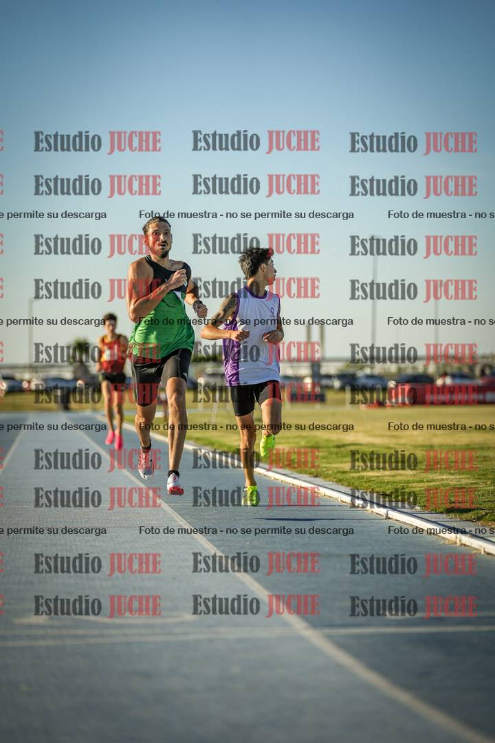 Fotos de los 1500 m llanos de varones