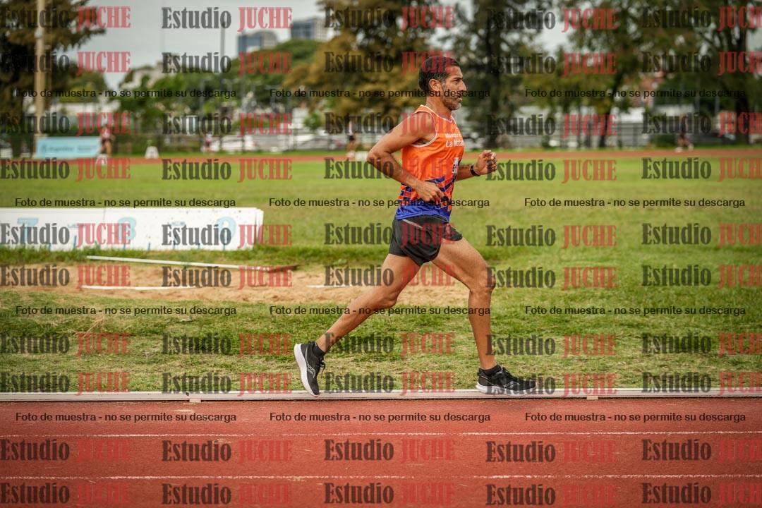 Fotos de los 3000 m llanos de varones