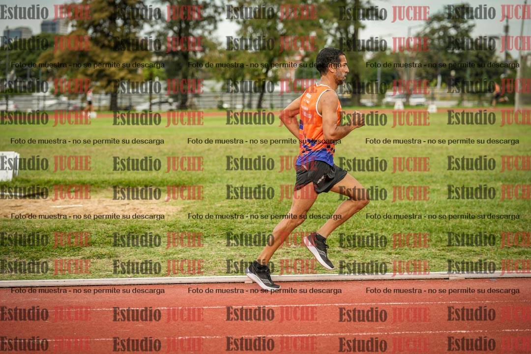 Fotos de los 3000 m llanos de varones