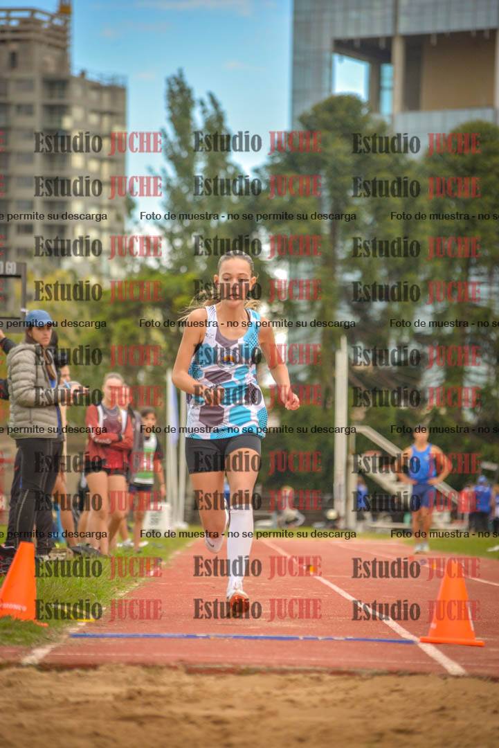 Fotos del salto en largo - mujeres U16
