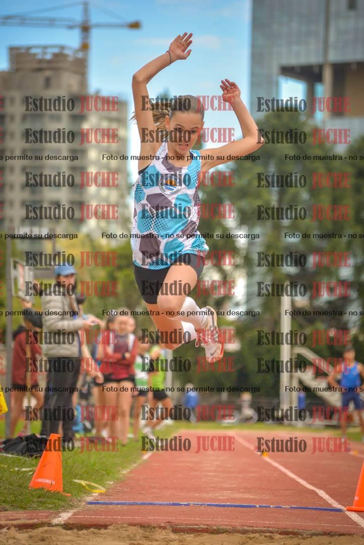 Fotos del salto en largo - mujeres U16