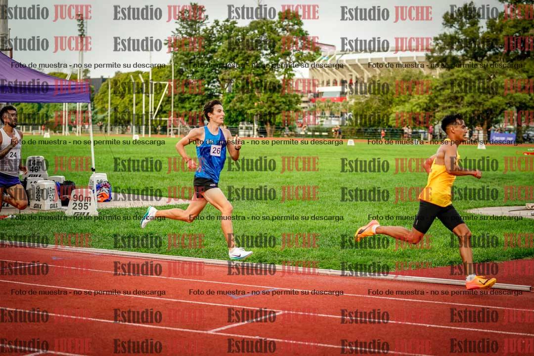 Fotos de los 1500 m llanos de varones