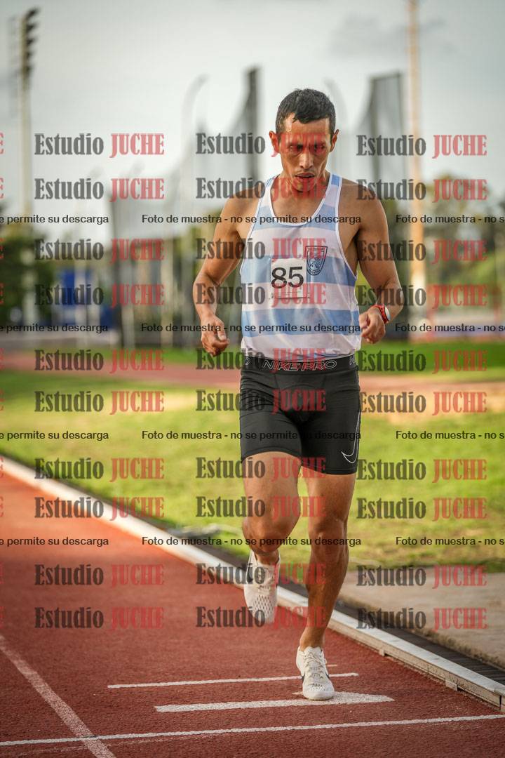 Fotos de los 3000 m llanos de varones