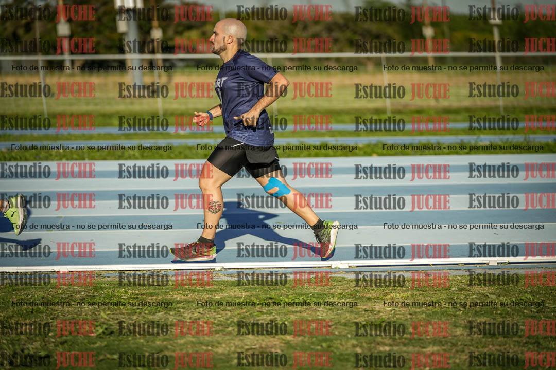 Fotos de los 3000 m llanos de varones