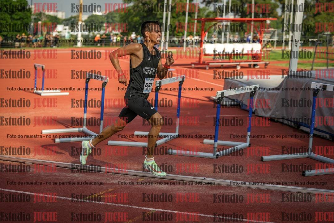 Fotos de los 3000 m llanos de varones