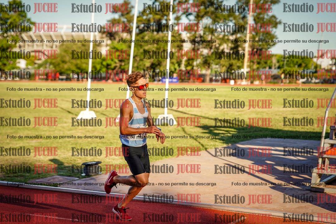 Fotos de los 3000 m llanos de varones