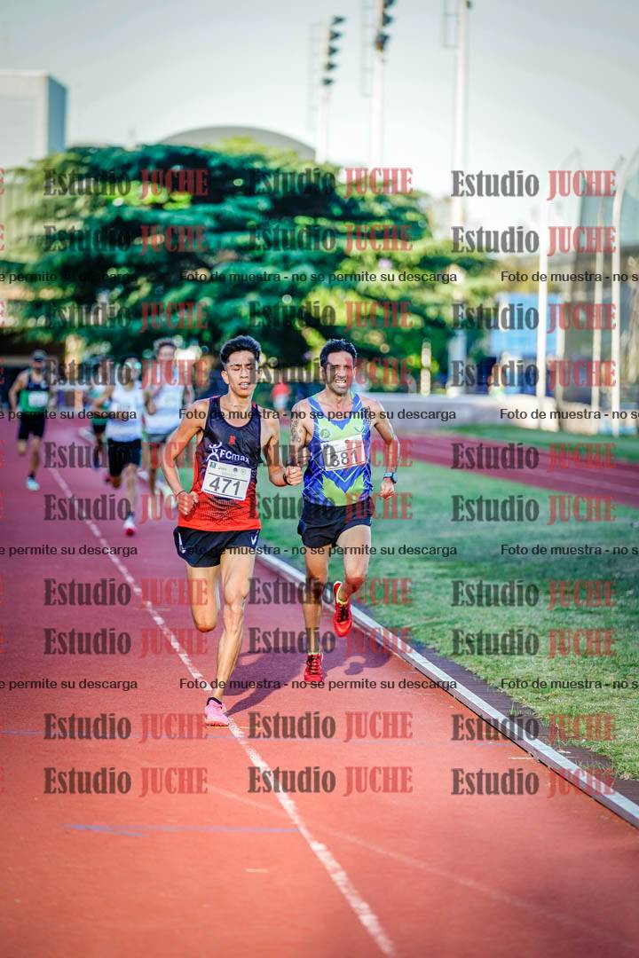 Fotos de los 3000 m llanos de varones