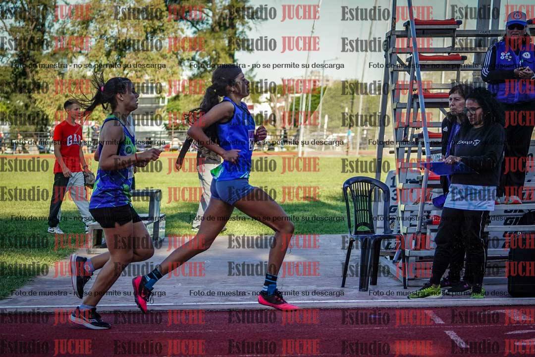 Fotos de los 600 m de mujeres