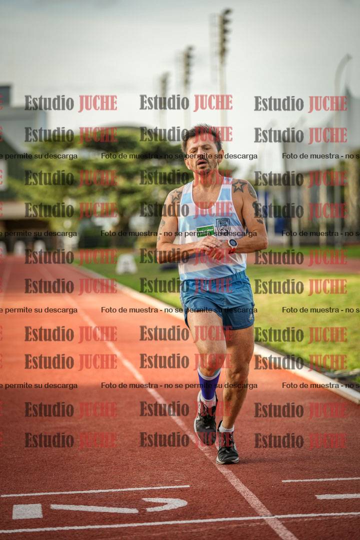 Fotos de los 3000 m llanos de varones